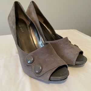 Nine West Tina Gray Suede Button Pumps, 10.5